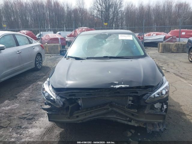 4S3GKAA66J3604136 Subaru Impreza 2.0i