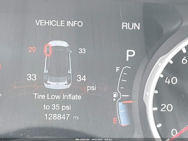 3C4NJDBB6JT283680 Jeep Compass Latitude