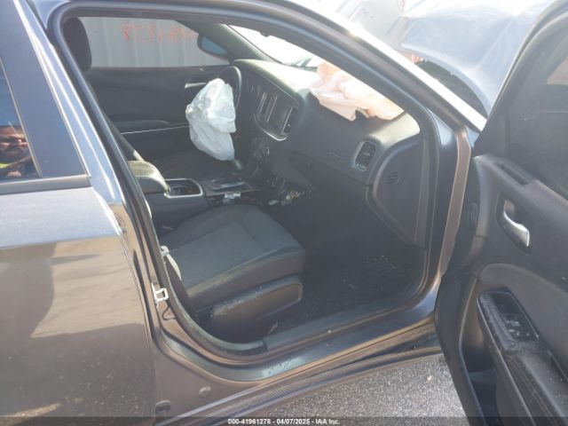 2C3CDXFG8FH898094 Dodge Charger Se
