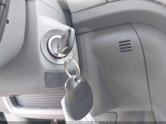 1GNKRFKD8HJ202180 Chevrolet Traverse Ls