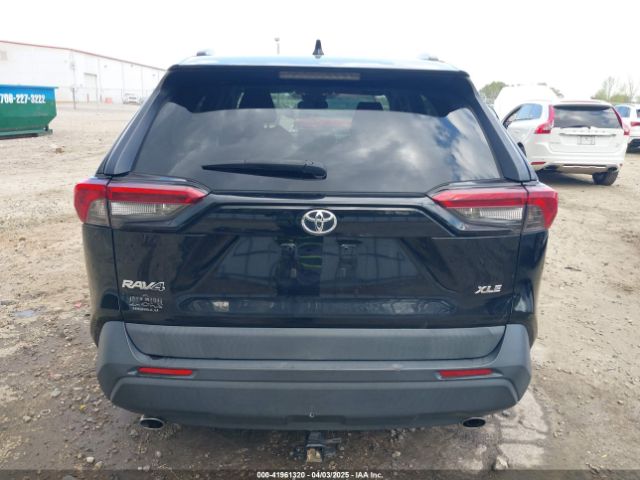 2T3W1RFV8KW001328 Toyota Rav4 Xle