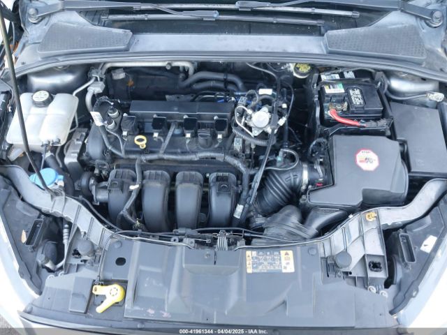 1FADP3F21GL356625 Ford FOCUS SE