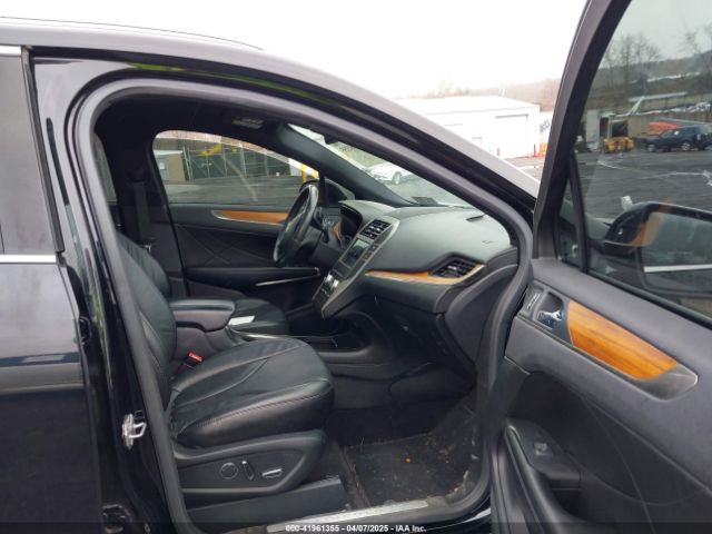 5LMTJ3DH4HUL32550 Lincoln Mkc Reserve
