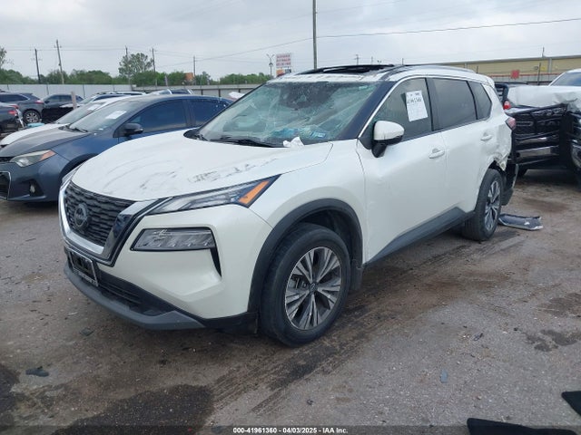 5N1BT3BA6NC725921 Nissan Rogue Sv Fwd