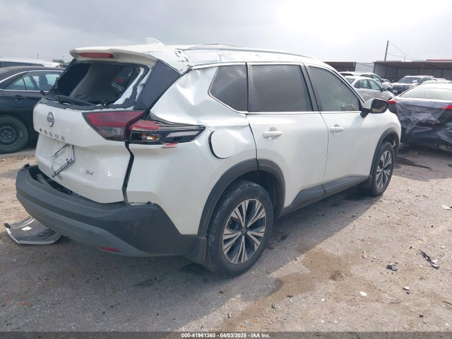 5N1BT3BA6NC725921 Nissan Rogue Sv Fwd