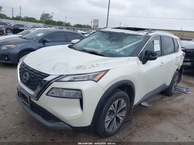 5N1BT3BA6NC725921 Nissan Rogue Sv Fwd