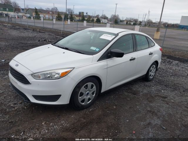 1FADP3E28FL294527 Ford FOCUS S