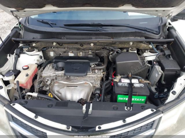 JTMBFREV2EJ006965 Toyota RAV4 LE