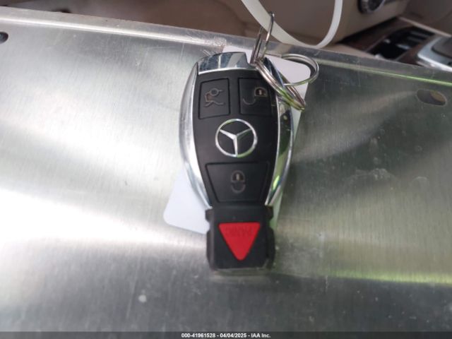 2013 MERCEDES-BENZ C 250 WDDGF4HB8DR247865 Photo 10