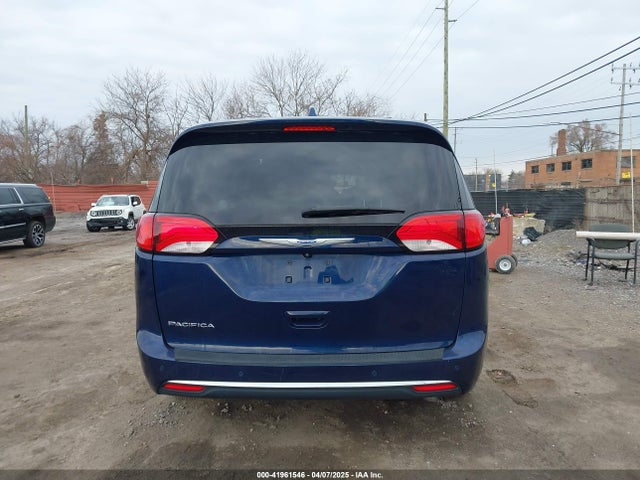 2C4RC1BG8JR271328 Chrysler Pacifica Touring L