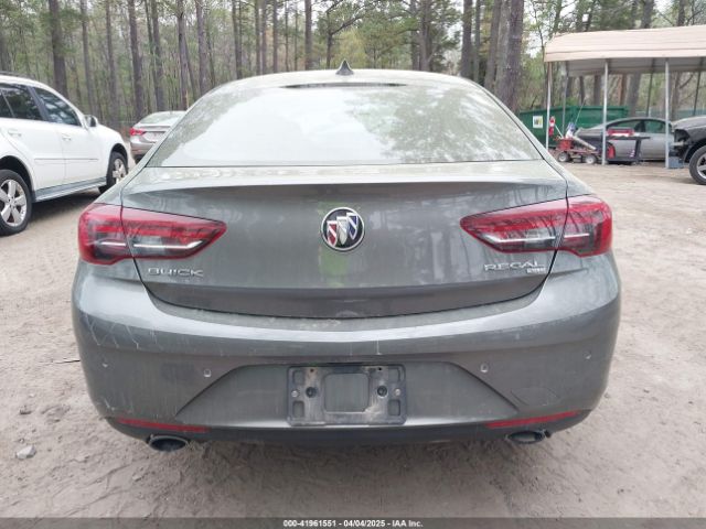 W04GR6SX5J1065109 Buick Regal Sportback Essence