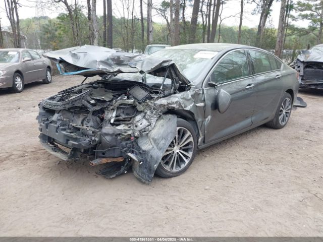 W04GR6SX5J1065109 Buick Regal Sportback Essence