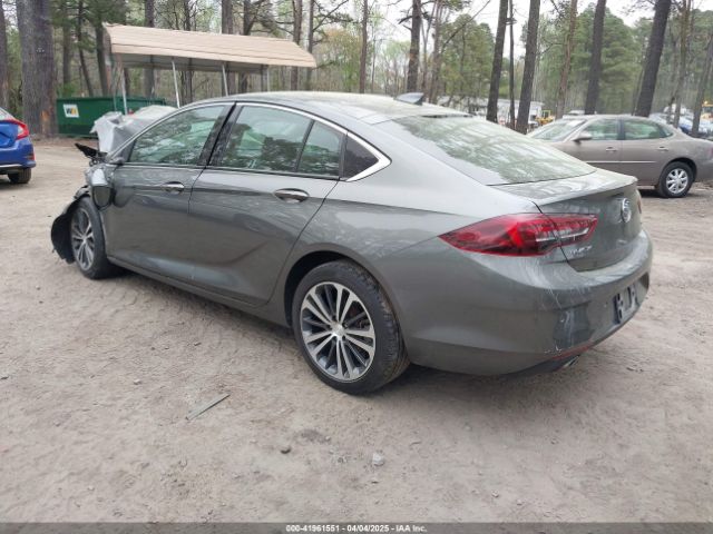 W04GR6SX5J1065109 Buick Regal Sportback Essence