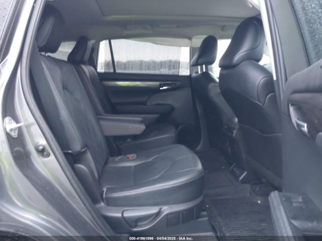 5TDFZRBH7MS106875 Toyota Highlander Platinum
