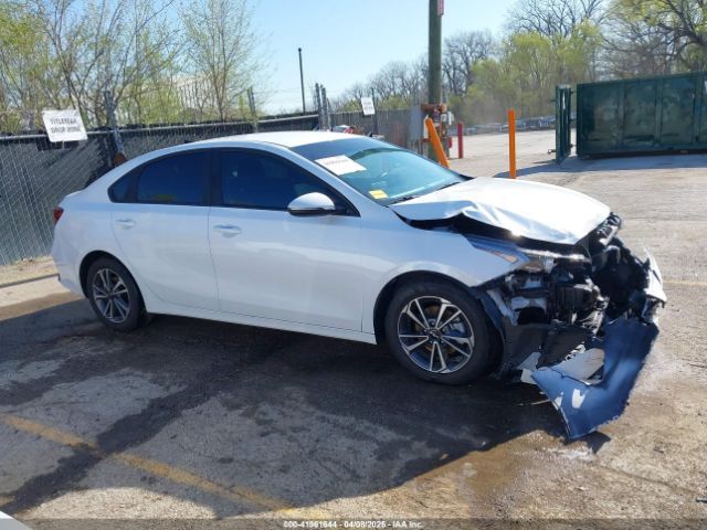 3KPF24AD1RE750850 KIA Forte Lxs