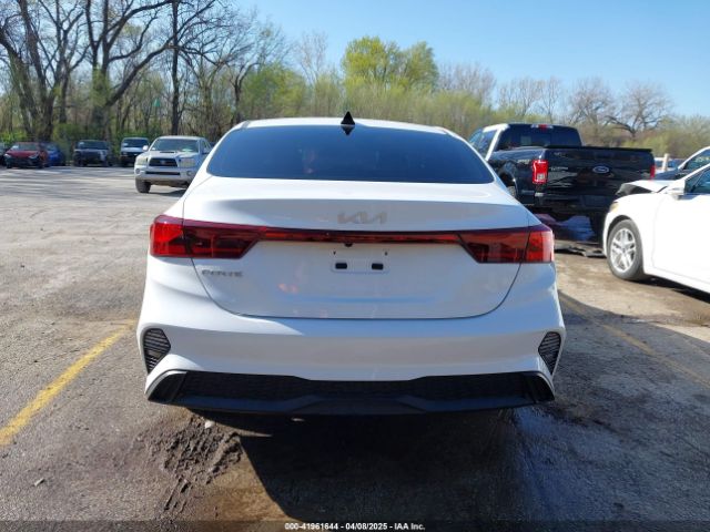 3KPF24AD1RE750850 KIA Forte Lxs