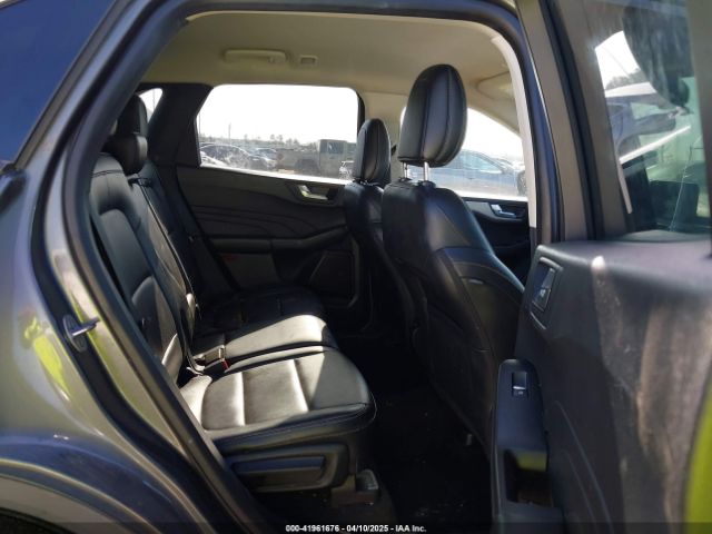 1FMCU0H68MUA09727 Ford ESCAPE SEL