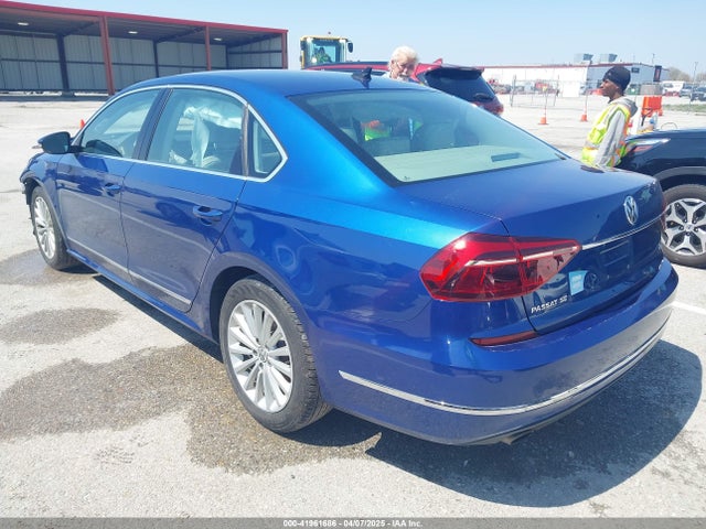 1VWBT7A31HC021299 Volkswagen Passat 1.8t Se