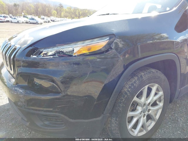 1C4PJLAB4EW110051 Jeep Cherokee Sport