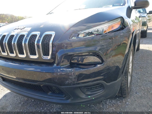 1C4PJLAB4EW110051 Jeep Cherokee Sport