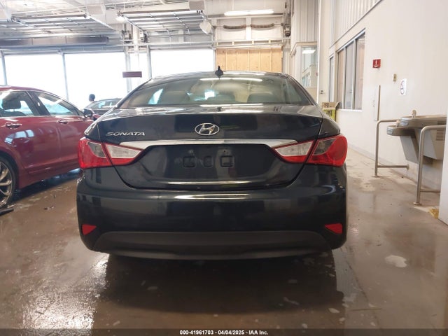 Hyundai SONATA GLS 2014 5NPEB4AC2EH942755 Image 17