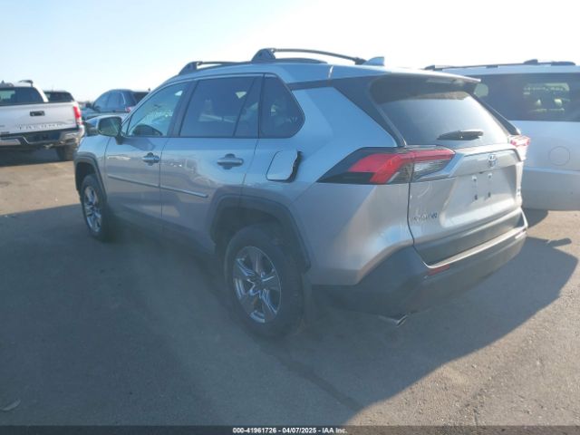 2T3P1RFV3RC436273 Toyota Rav4 Xle