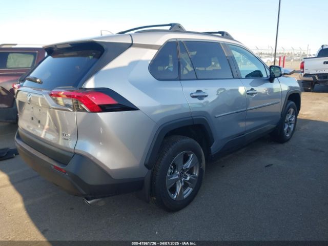 2T3P1RFV3RC436273 Toyota Rav4 Xle