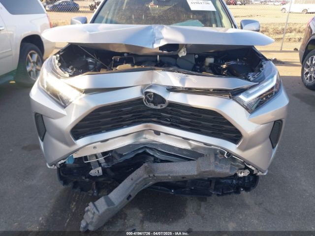 2T3P1RFV3RC436273 Toyota Rav4 Xle