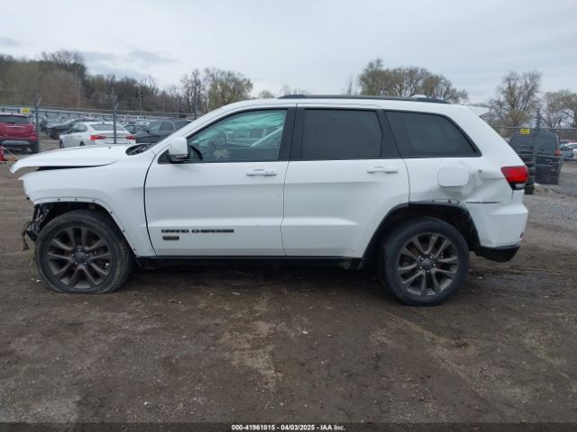 1C4RJFBG5GC377529 Jeep Grand Cherokee Limited 75th Anniversary