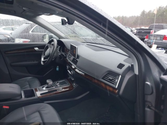 WA1BNAFY8J2087305 Audi Q5 2.0t Premium/2.0t Tech Premium