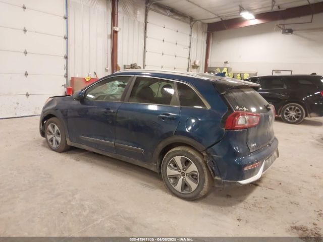 KNDCB3LC5K5328454 KIA NIRO LX