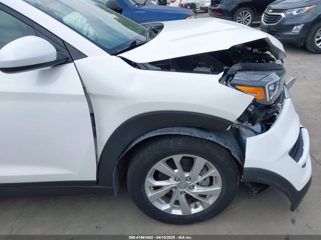 KM8J23A44KU914504 Hyundai TUCSON SE