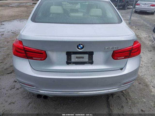 WBA8B9G38HNU56566 BMW 330I