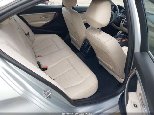 WBA8B9G38HNU56566 BMW 330I