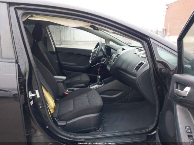 3KPFK4A76HE071620 KIA FORTE LX