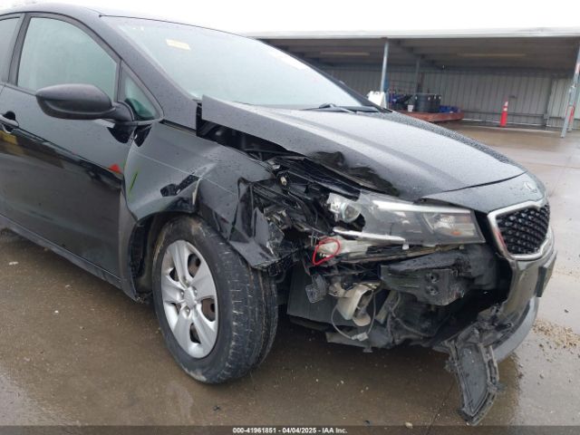 3KPFK4A76HE071620 KIA FORTE LX