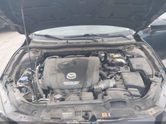3MZBN1U77JM231058 Mazda Mazda3 Sport