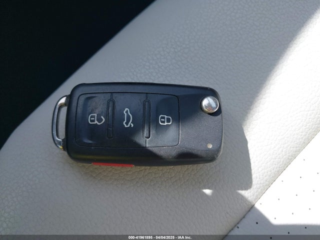 3VWD17AJXGM280433 Volkswagen Jetta 1.8t Sport