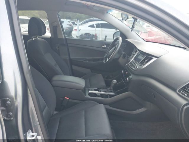 KM8J33A27GU245096 Hyundai Tucson Sport