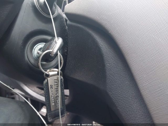 5XYZU3LB8HG421397 Hyundai Santa Fe Sport 2.4l