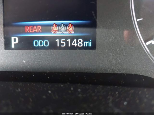 7MUCAAAG0RV092755 Toyota Corolla Cross Le
