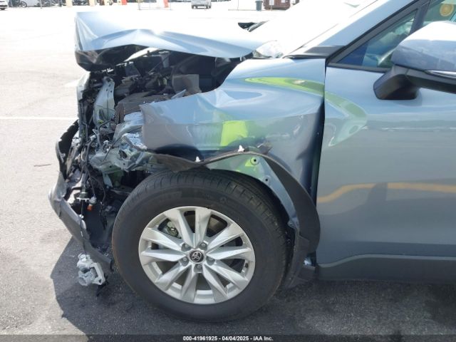 7MUCAAAG0RV092755 Toyota Corolla Cross Le