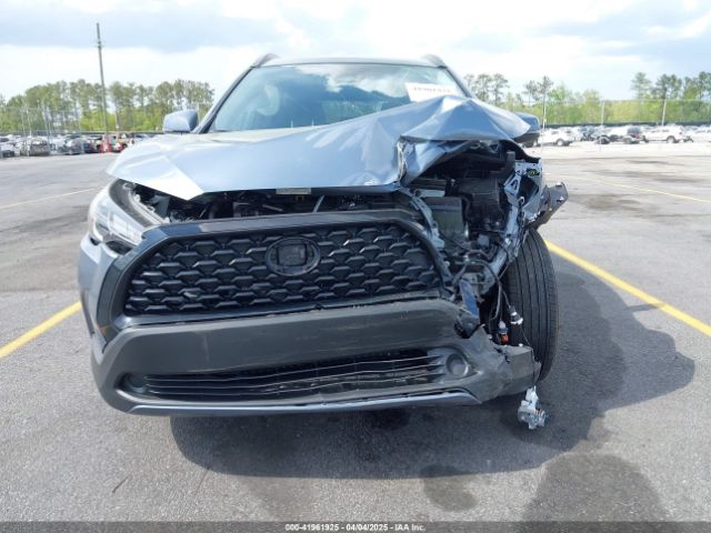 7MUCAAAG0RV092755 Toyota Corolla Cross Le