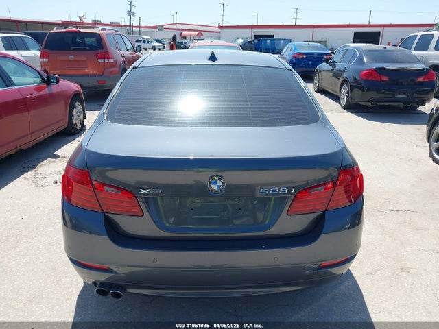 BMW 528I 2015 WBA5A7C59FD627961 Image 16