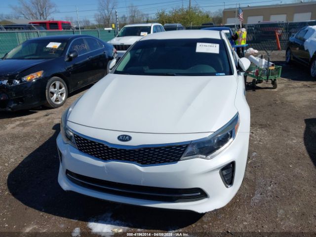 5XXGT4L33JG208165 KIA Optima S