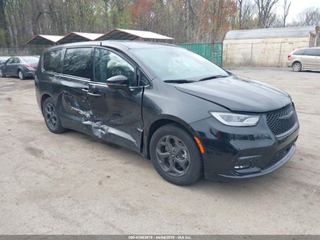 2022 CHRYSLER PACIFICA HYBRID 2C4RC1L72NR180043
