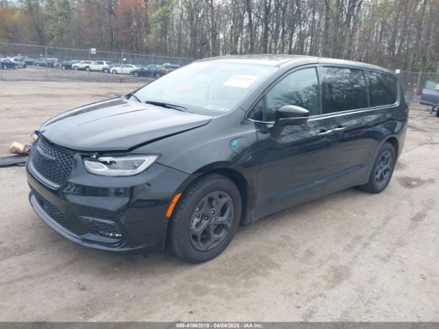 2022 CHRYSLER PACIFICA HYBRID 2C4RC1L72NR180043 Photo 1