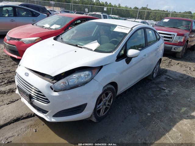 3FADP4BJ0JM128625 Ford FIESTA SE