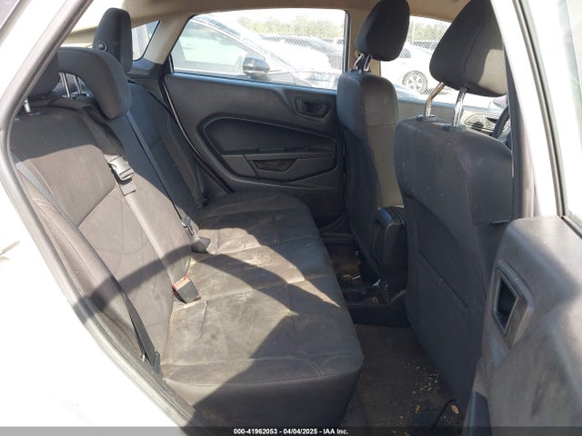 3FADP4BJ0JM128625 Ford FIESTA SE