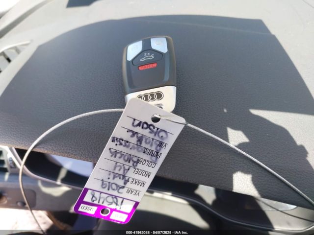 WAUGMAF49KN014940 Audi A4 40 Premium/40 Titanium Premium
